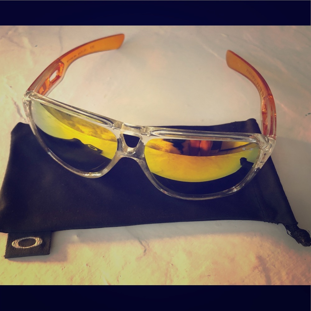 Oakley Dispatch II